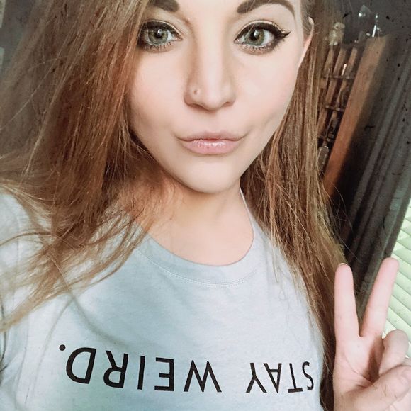 Meet your Posher, Paige - Picture 1 of 1